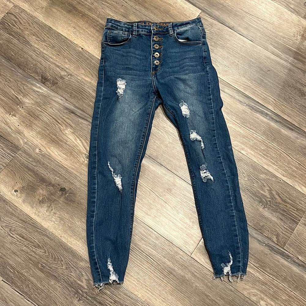 Ripped blue jeans size 9